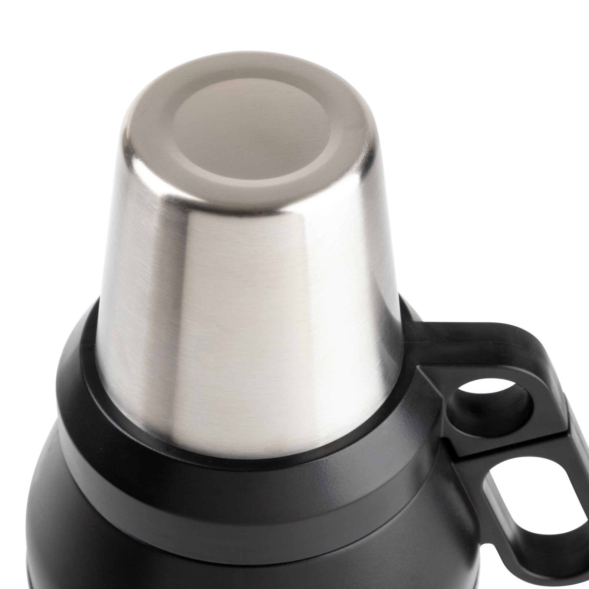 64-oz-stack-growler-d4 32701-WEB_04_0076d48d-5559-4d08-910c-361263018e65.jpg