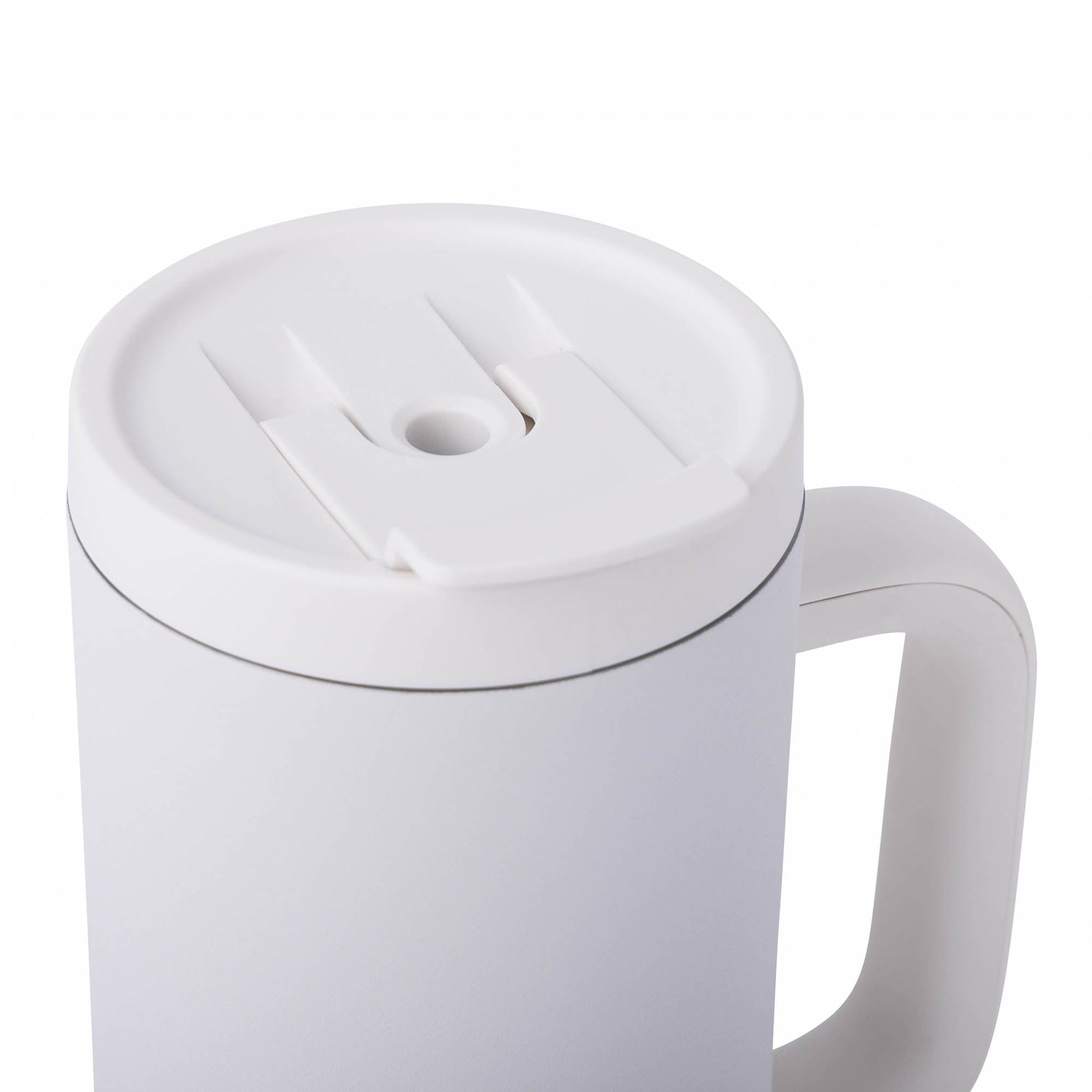 40-oz-leisure-tumbler-k9 CoreHome_MannaHydration_Whites_Raw-42.jpg